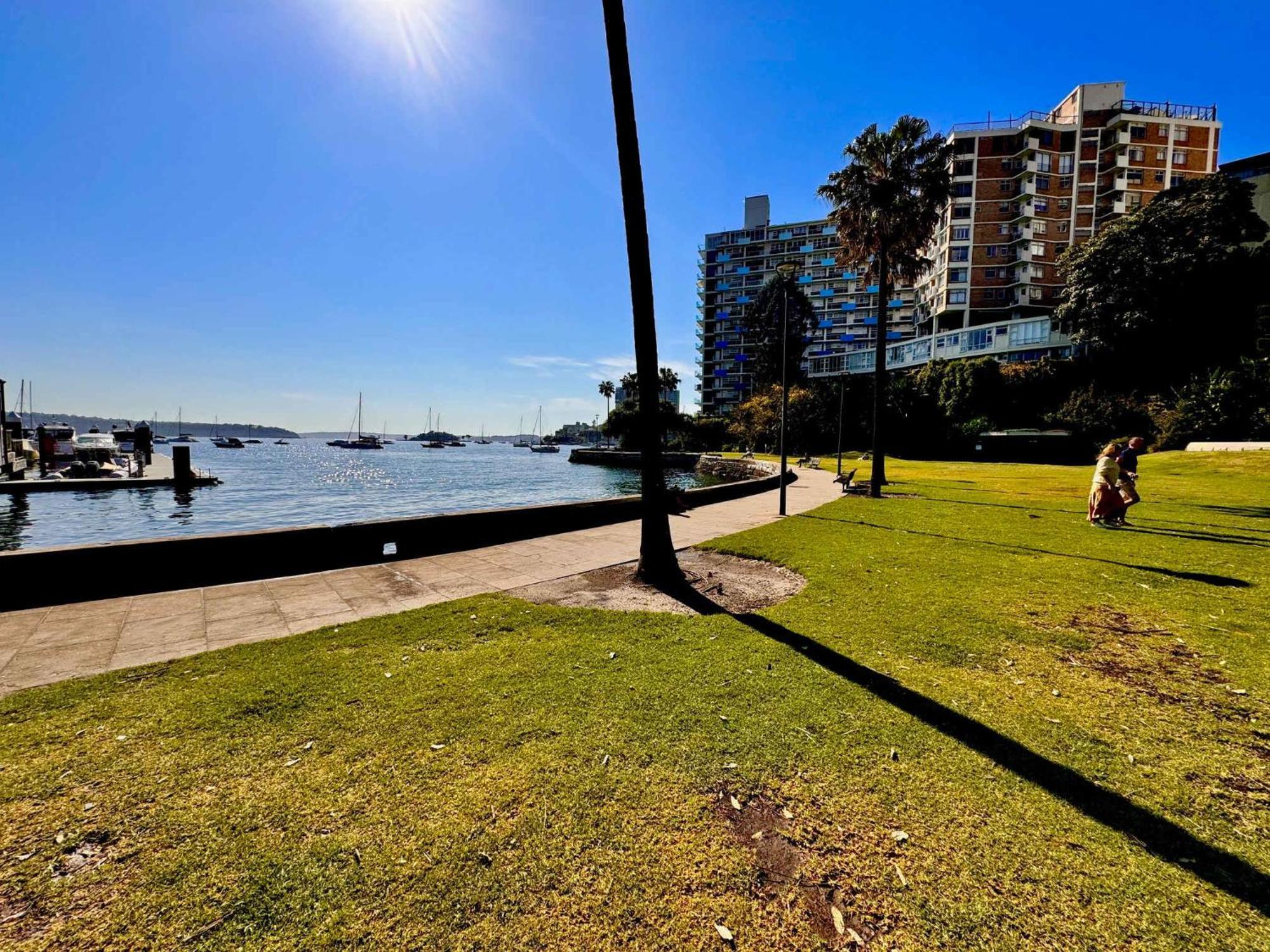 Studio Apt With Parking Balcony & Water Views Sydney Exterior foto